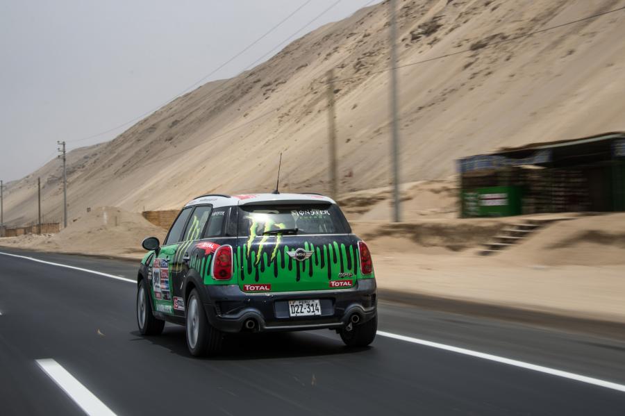  Mini Countryman Dakar rally 2013 года  (фото 8 из 37)